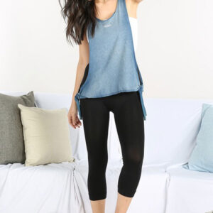 Seamless Nylon Capri Leggings